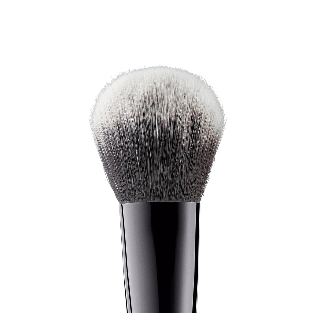 e.l.f. Flawless Face Brush. Synthetic Makeup Brush For Contour & Definition. Great For Powder. Blush & Bronzer. Vegan & Cruelty-Free